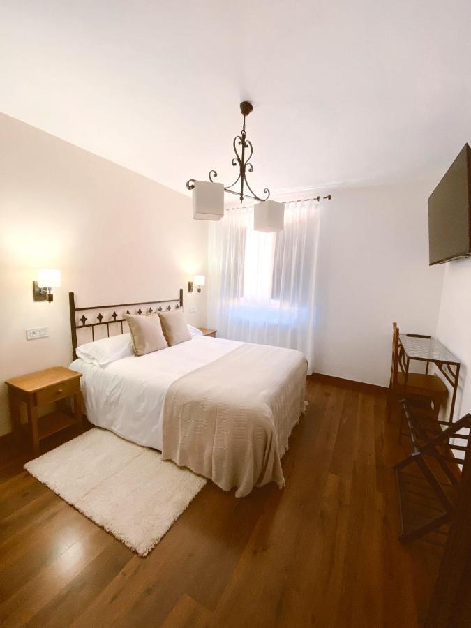 Hotel Rural Candela Y Plata Puerto de Béjar Exterior photo